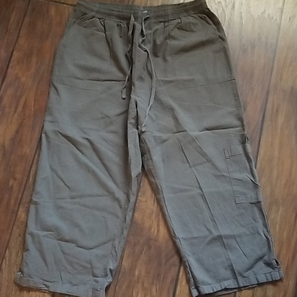 Womens capris